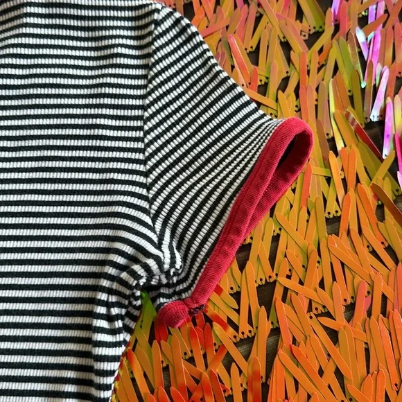 DIVIDED H&M Black & White Striped Baby doll T-Shirt - Picture 6 of 9